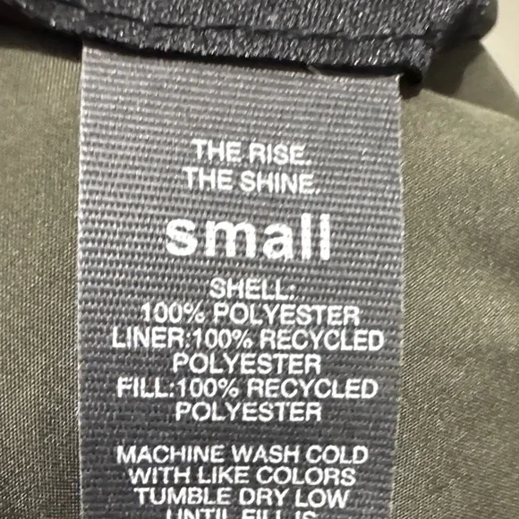 Vuori Black Camo Quilted Puffer Vest - Picture 16 of 16